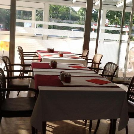 Le Nouveau Monde Breuillet  Ngoại thất bức ảnh